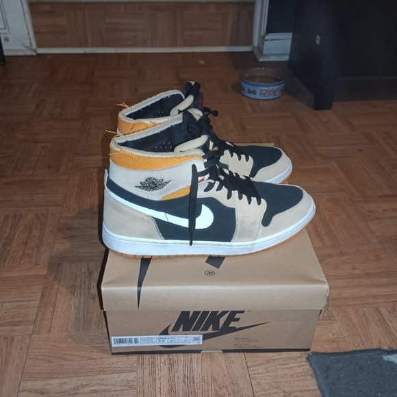 Air Jordan 1 main image 5